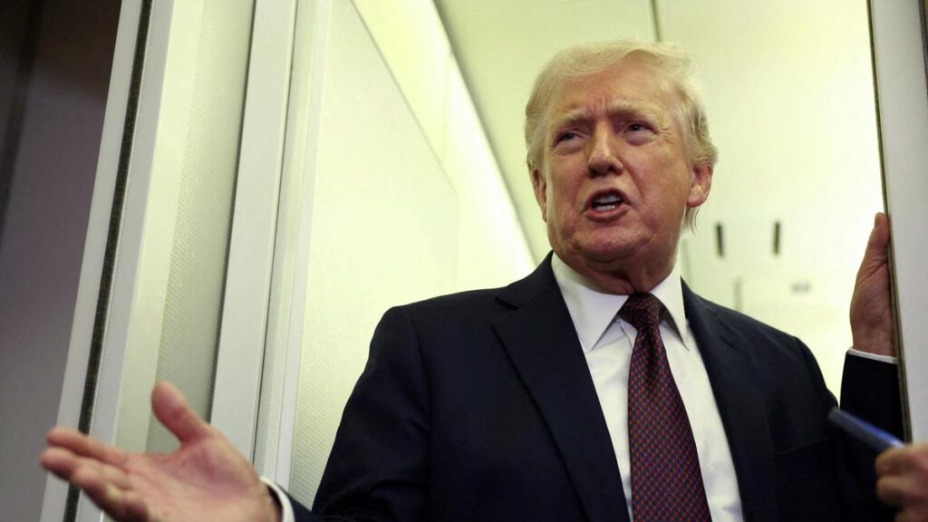 U.S. appeals court sides with Trump administration on detaining immigrants without bond