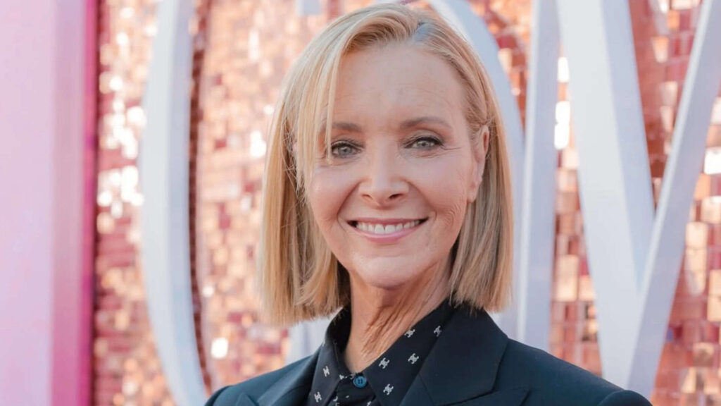 Lisa Kudrow calls Alan Cumming 'such a force'