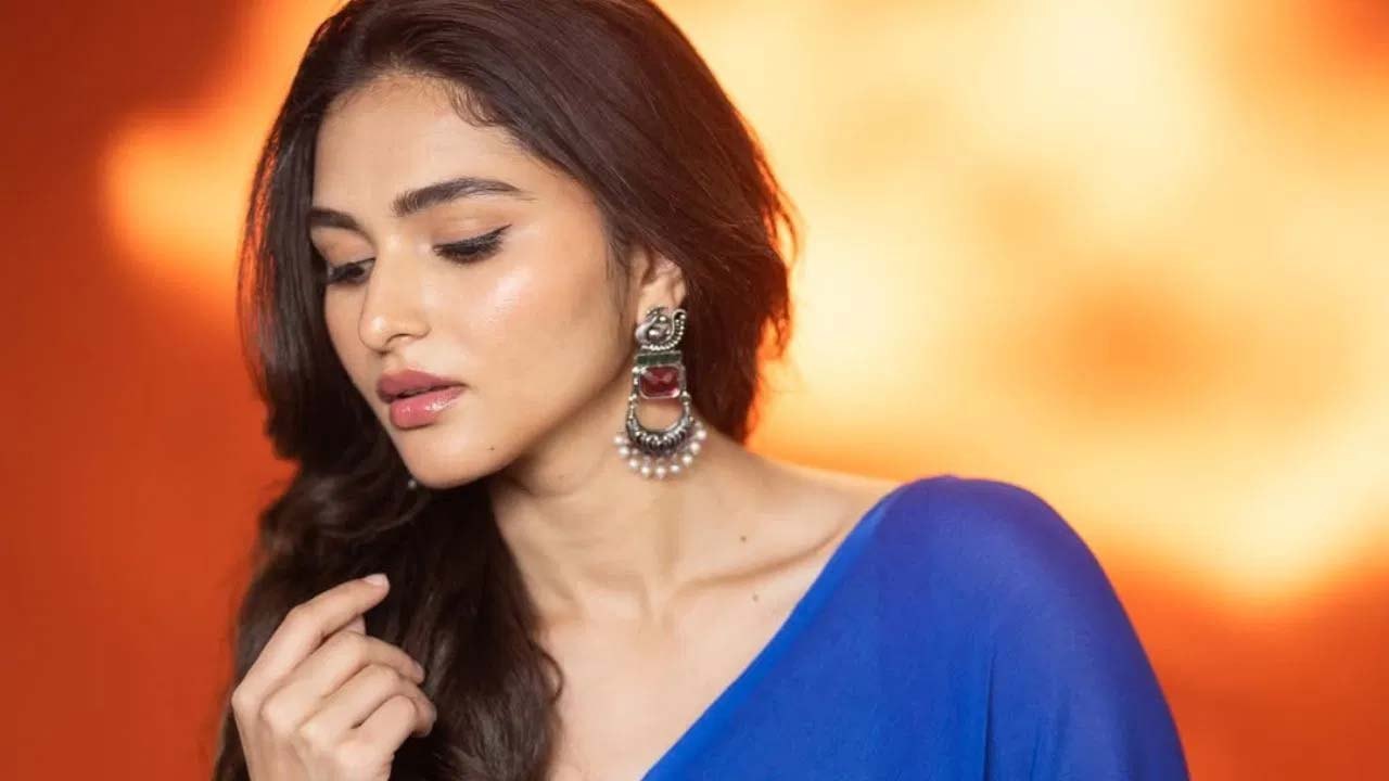 साउथ सिनेमा की नई सनसनी:कयादु लोहार बनीं सबसे बिजी एक्ट्रेस