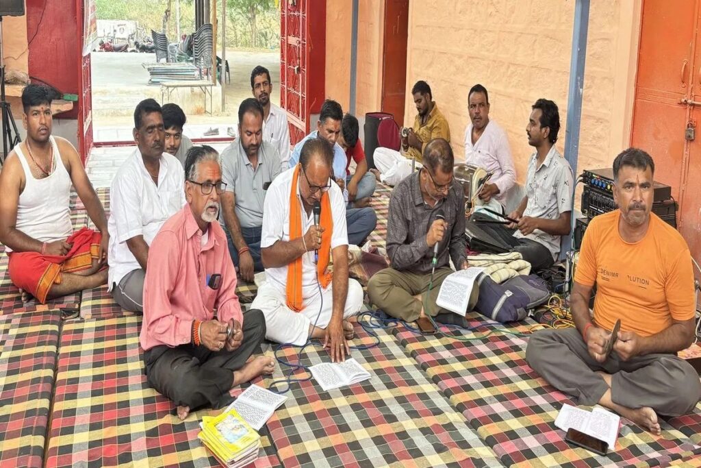 पोकरण: हर्षोल्लास के साथ मनाया हनुमान जन्मोत्सव, मंदिरों में चढ़ाया रोटे का प्रसाद