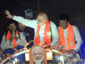 शाह बोले- बंगाल में बाबरी मस्जिद नहीं बनने देंगे:राहुल आज मुर्शिदाबाद सहित 3 जिलों में जाएंगे; EC ने वोटरों के लिए हेल्पलाइन नंबर जारी किया