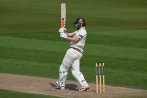 Robinson catches the eye before Woakes, Smith counterattack
