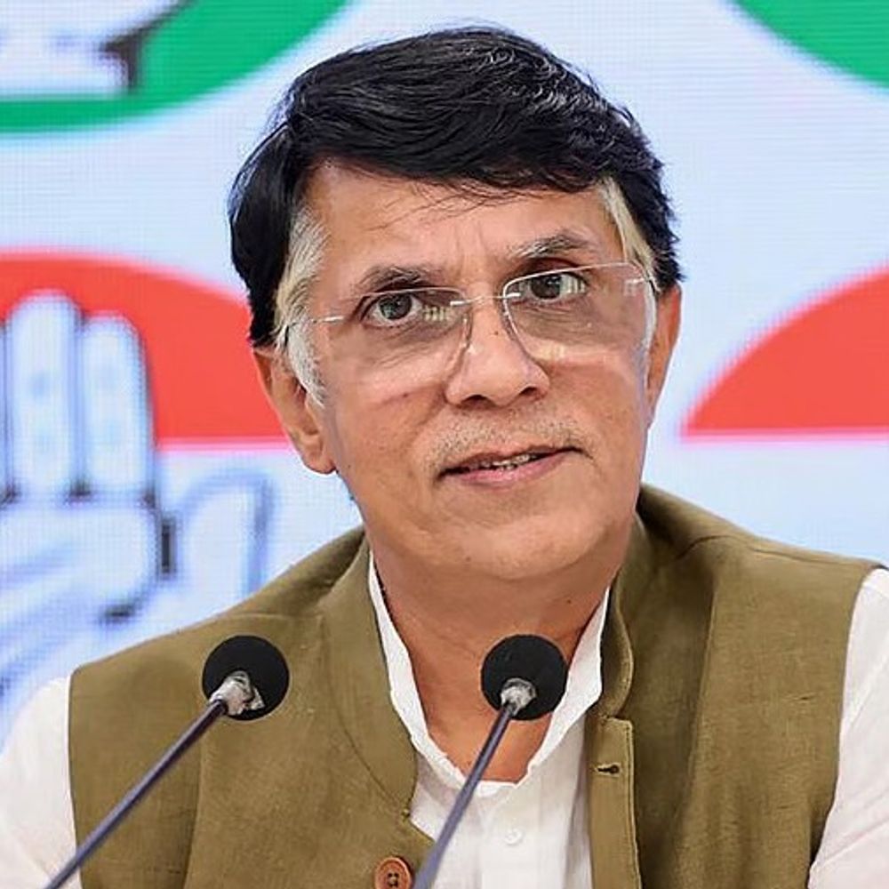 पवन खेड़ा की ट्रांजिट अग्रिम जमानत बढ़ाने की मांग सुप्रीम कोर्ट ने खारिज की, कहा असम कोर्ट का रुख करें; खेड़ा ने जताई चिंता- क्या मैं अपराधी हूं