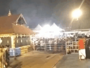 सबरीमाला केस, आज 5वें दिन सुनवाई:कल SC ने कहा था- करोड़ों की आस्था को गलत ठहराना मुश्किल; मंदिर मैनेजमेंट बोला- महिलाएं क्यों आना चाहती हैं