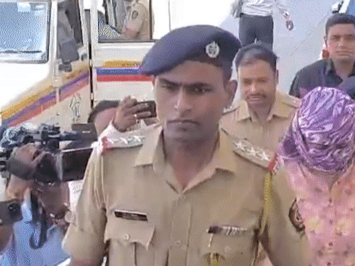 TCS नासिक केस: मानवाधिकार आयोग ने रिपोर्ट मांगी, फरार आरोपी निदा ने खुद को गर्भवती बताया, कोर्ट से अग्रिम जमानत मांगी