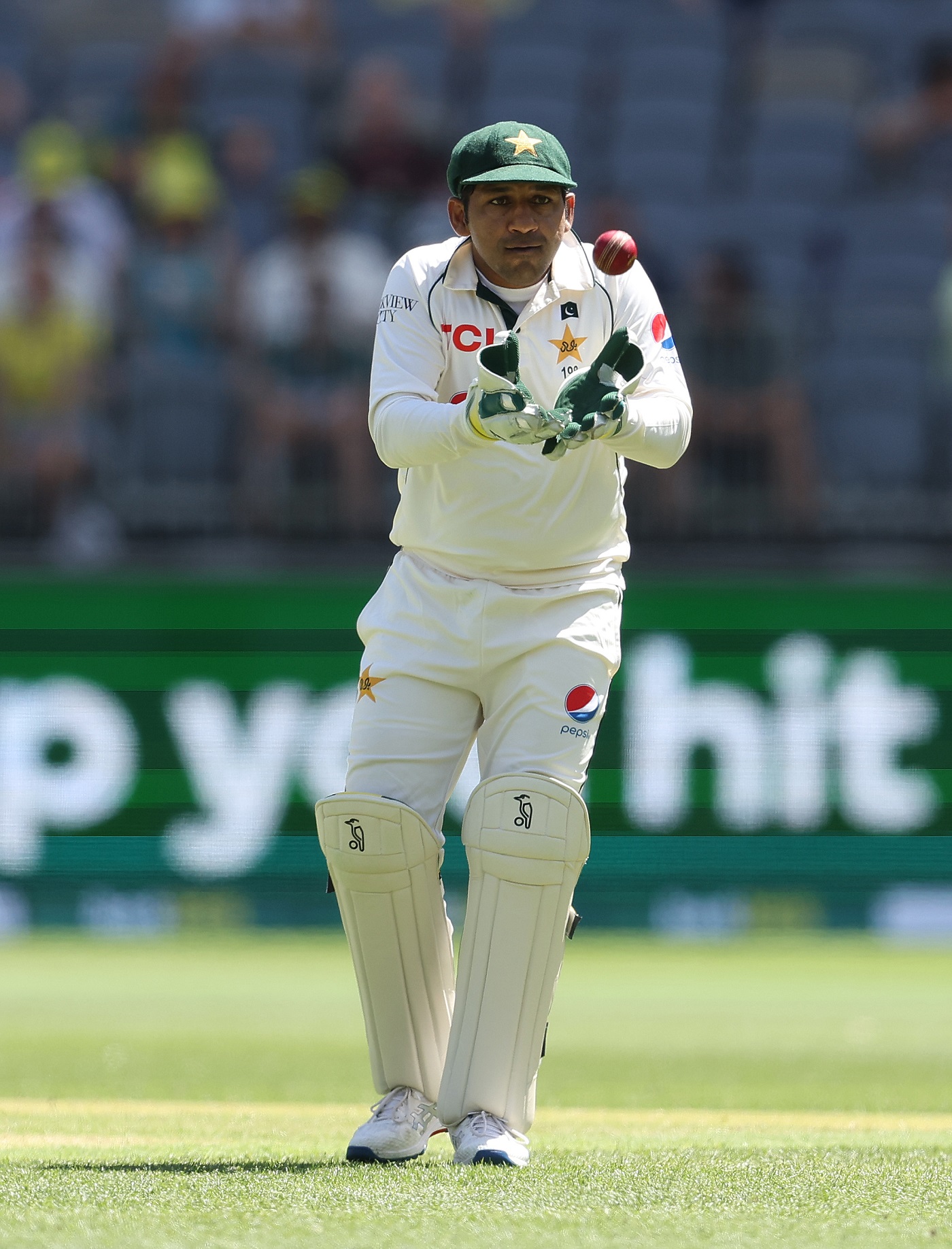 सरफराज़ बने हेड कोच, बांग्लादेश टेस्ट के लिए पाकिस्तान टीम में शामिल हुए चार नए खिलाड़ी